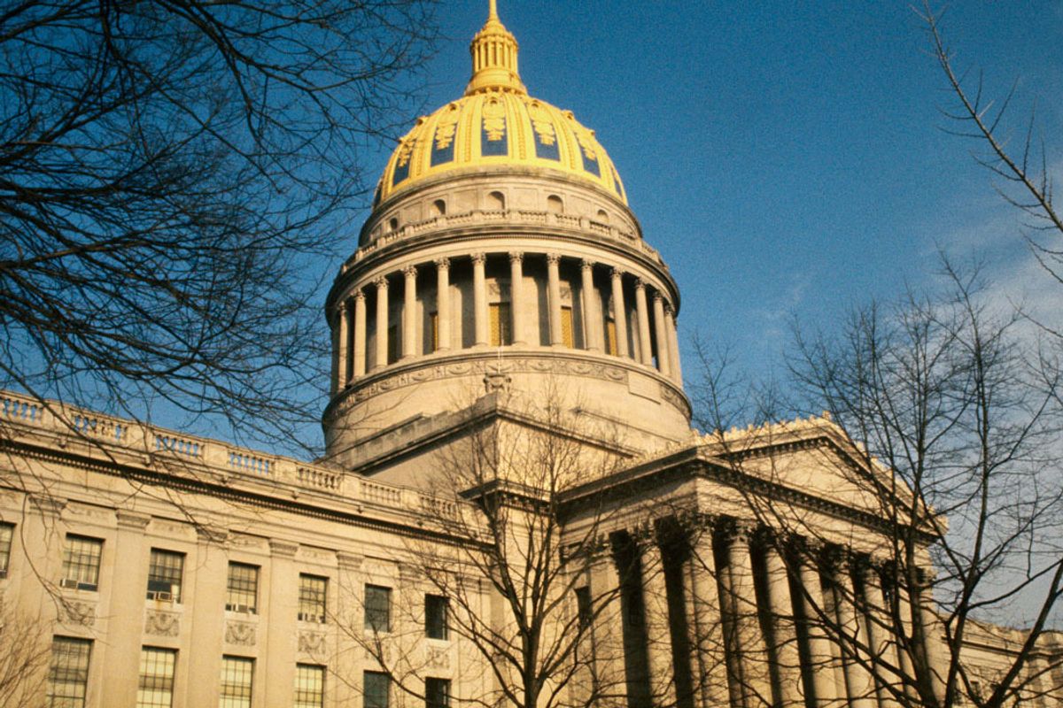 Picture of the West Virginia State Capitol